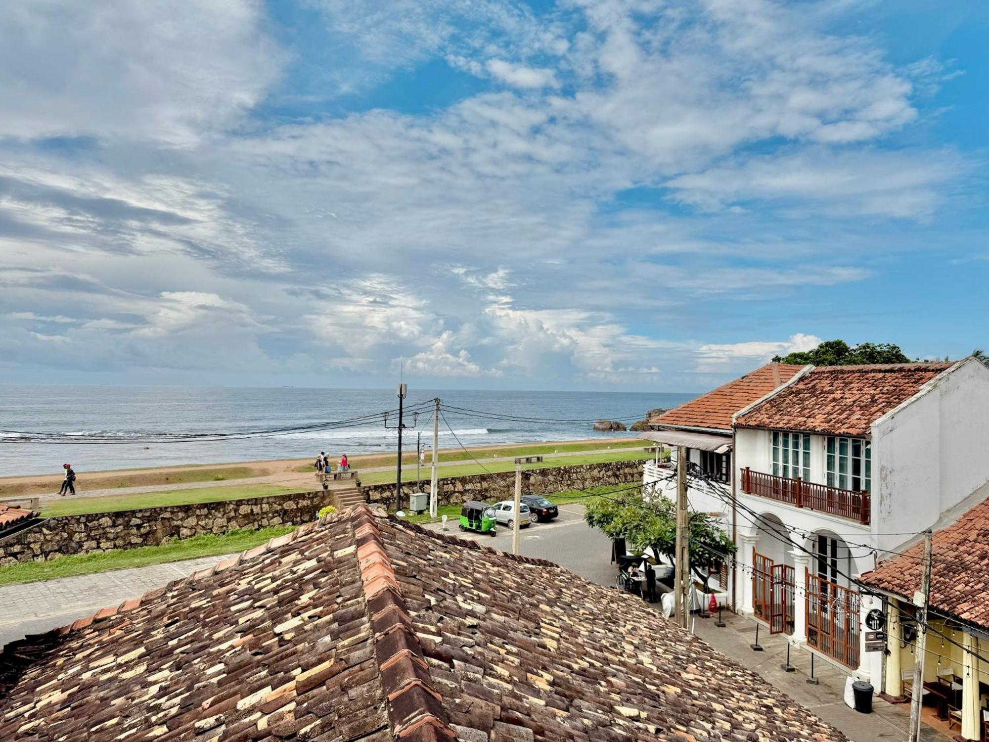 The Bartizan Galle Fort Exteriör bild